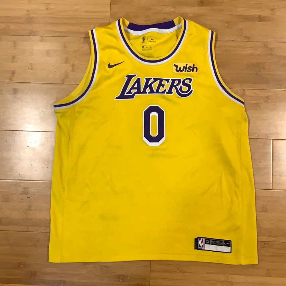 Used Kids sz. XL Lakers Kuzma jersey